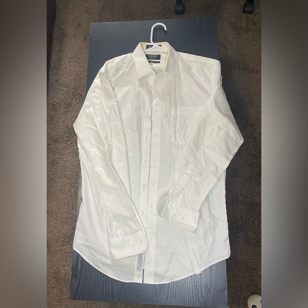 Nordstrom Men's White Dress Shirt - Classic Button-Front